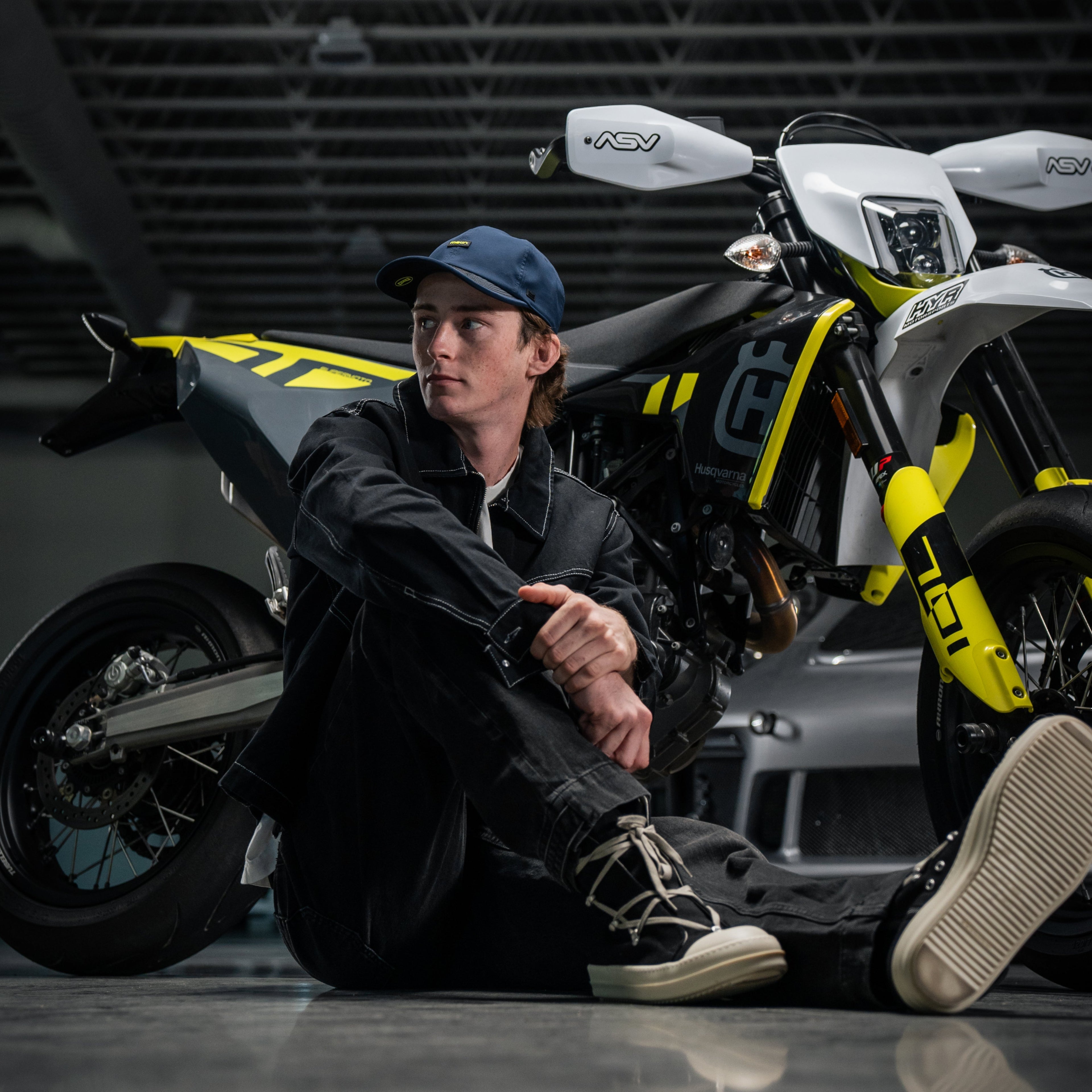 The Legend MPH Hydro - Black Iris / Black (3HSJ)
